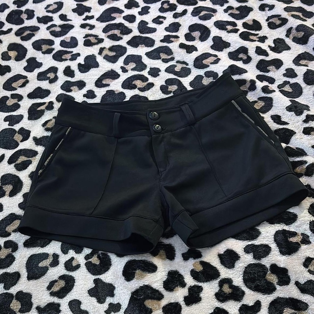 Black & leopard print shorts